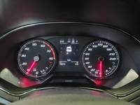 Pohled na přístrojovou desku