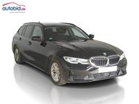 Pogled sprijeda desno