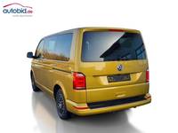 Вид сзади слева