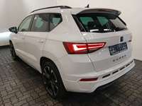 Pogled od pozadi levo