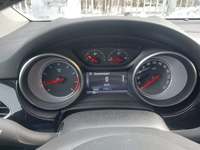 Pogled na kombinovani instrument