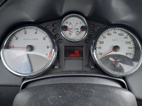 Pogled na kombinovani instrument