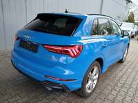 Pogled od pozadi desno