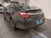 Pogled od pozadi levo