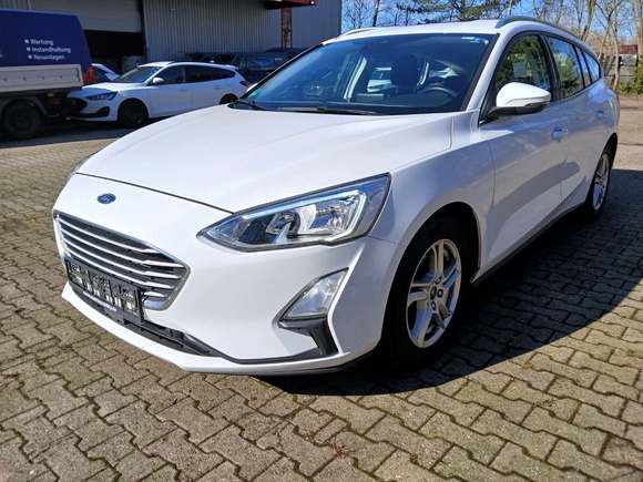 Pogled od napred levo