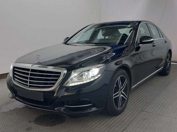 Pogled od napred levo