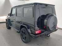 Pogled od pozadi levo