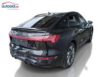 Aanzicht achter rechts