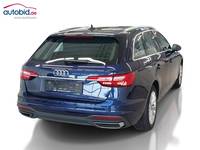 Pogled od pozadi desno