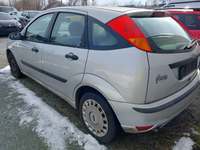 Pogled od pozadi levo