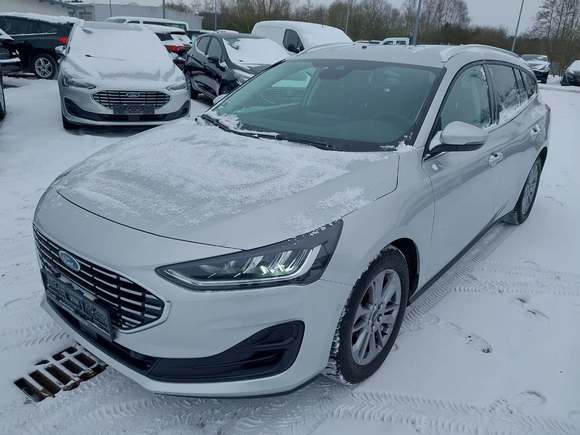 Pogled od napred levo