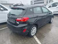 Pogled od pozadi desno