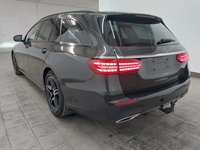 Widok z tyłu po stronie lewej