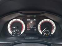 Pogled na kombinovani instrument