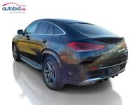 Pogled od pozadi levo