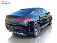 Pogled od pozadi desno