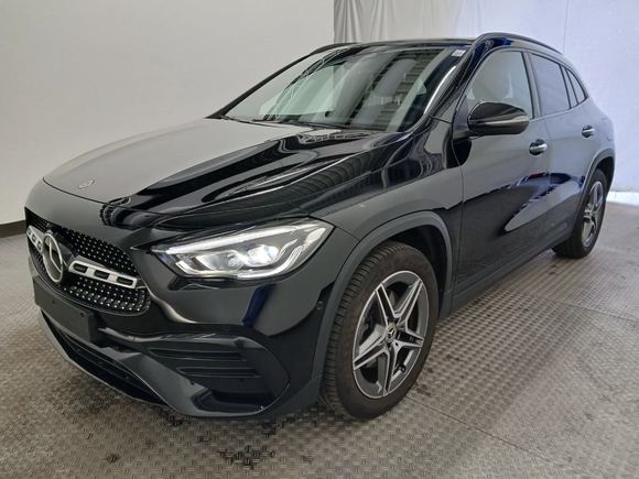 Pogled od napred levo