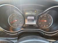 Pogled na kombinirani instrument