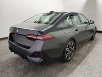 Aanzicht achter rechts