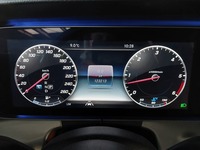 Вид на приборную панель