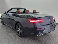 Вид сзади слева