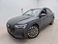 Vaizdas iš priekio kairės