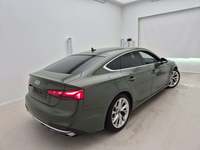 Náhled zezadu zprava