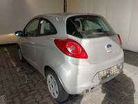 Vue de l’arrière gauche