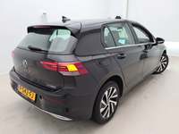 Widok z tyłu po stronie prawej