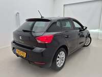 Widok z tyłu po stronie prawej