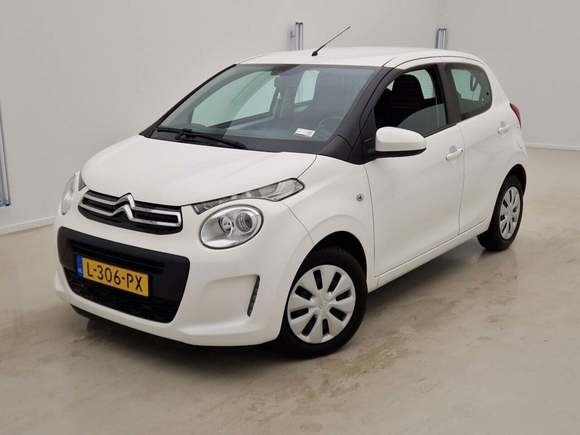 Pogled od napred levo