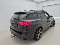 Pogled od pozadi desno