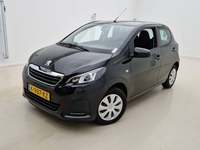 Pogled od napred levo