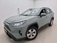 Pogled od napred levo