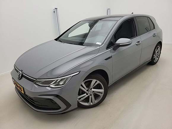 Pogled od napred levo