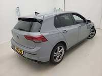 Pogled od pozadi desno