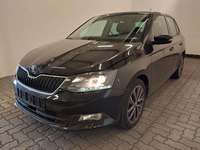 Pogled sprijeda lijevo