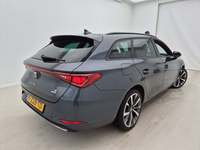 Widok z tyłu po stronie prawej