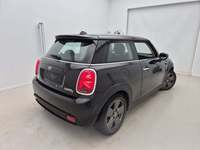 Widok z tyłu po stronie prawej