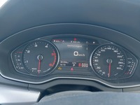 Pogled na kombinovani instrument