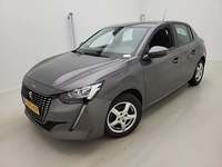 Pogled od napred levo