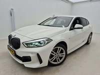 Pogled od napred levo