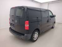 Pogled od pozadi desno