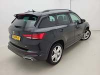 Pogled od pozadi desno