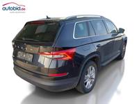 Widok z tyłu po stronie prawej