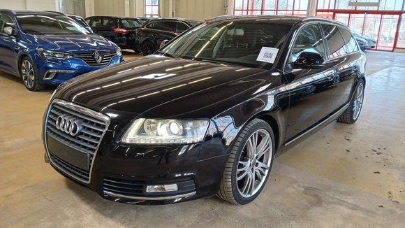 Pogled od napred levo