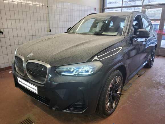 Pogled sprijeda lijevo