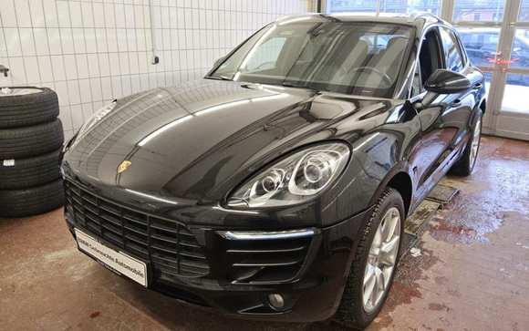 Pogled sprijeda lijevo