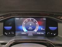 Pohled na přístrojovou desku