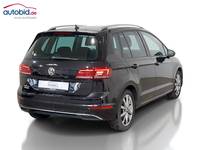 Pogled od pozadi desno